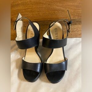 GUESS, women’s size 6, black, man made, open toe